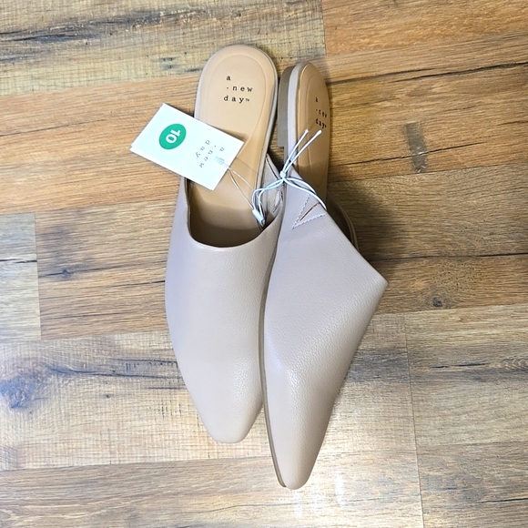 NEW A New Day size 10 nude flats - Picture 2 of 3